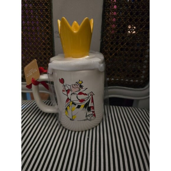 NWT Rae Dunn Disney Alice in Wonderland Queen of Hearts Mug Topper - Picture 5 of 9